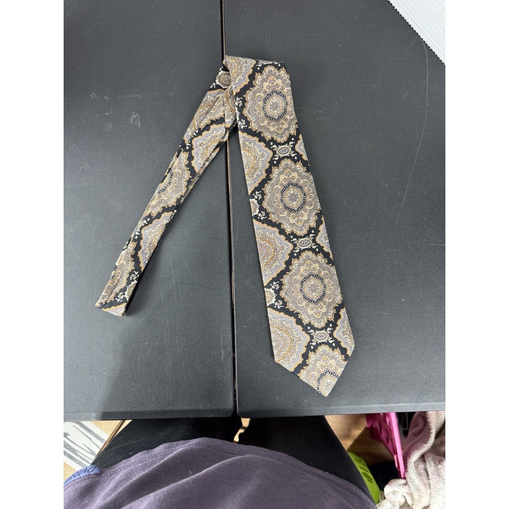 Allen Lolly Vintage Black and Gold‎ Tie